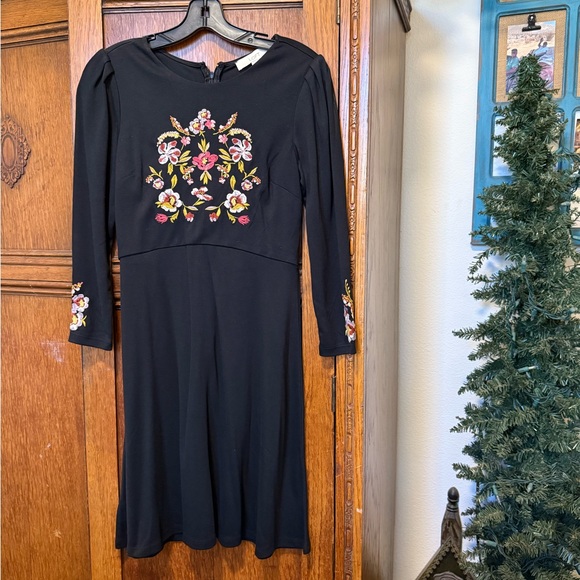 LOFT Dresses & Skirts - LOFT Black Dress with Colorful Floral Embroidery